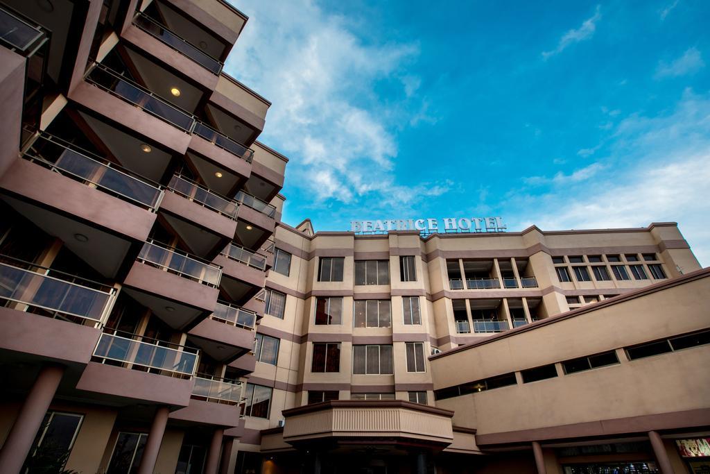 Beatrice Hotel Kinshasa Exterior foto